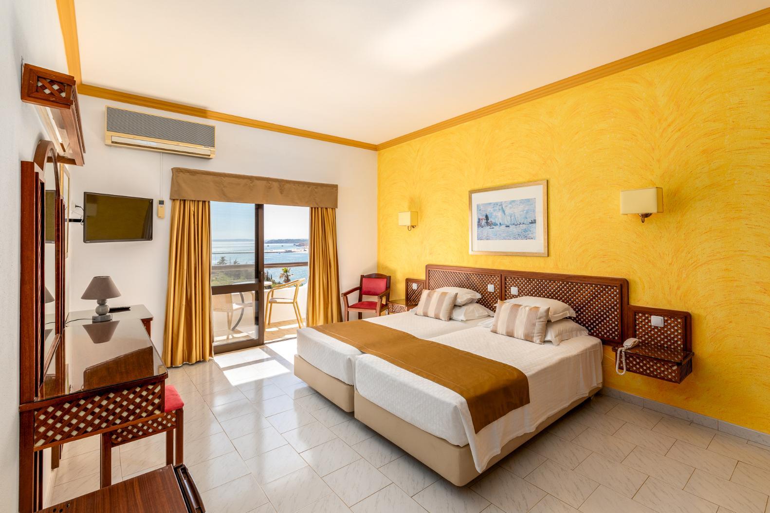 Double or Twin Room with Sea View Casabela Hotel Ferragudo