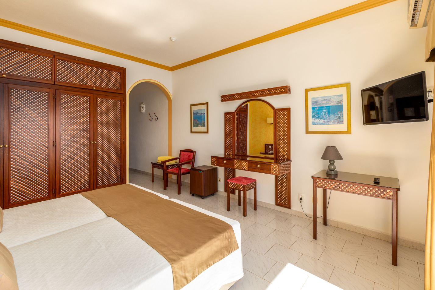 Double or Twin Room with Sea View Casabela Hotel Ferragudo
